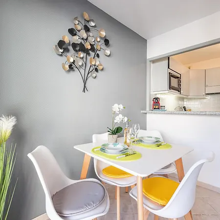 Eden Park 2 Piece, Clim, Parking * Menton