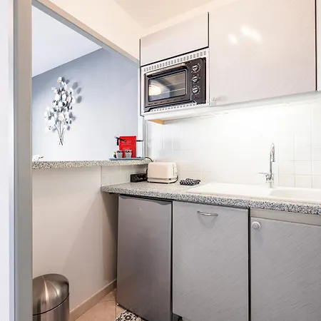Apartment Eden Park 2 Piece, Clim, Parking *