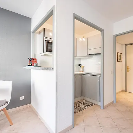 Eden Park 2 Piece, Clim, Parking *