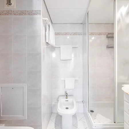 Apartment Eden Park 2 Piece, Clim, Parking Menton