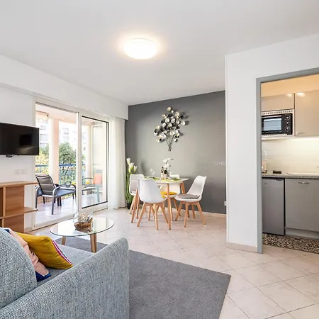 Eden Park 2 Piece, Clim, Parking Apartment Menton